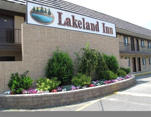 Lakeland Inn - Bohemia Экстерьер фото