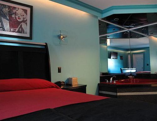 Lakeland Inn - Bohemia Экстерьер фото
