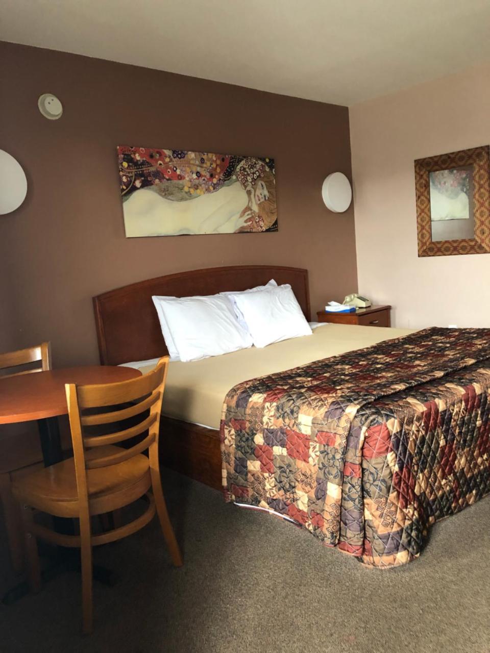 Lakeland Inn - Bohemia Экстерьер фото